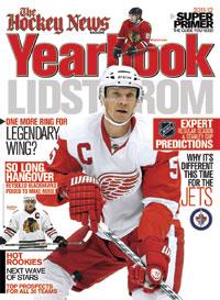 2011 - 2012 NHL YEARBOOK | Detroit & Chicago Cover